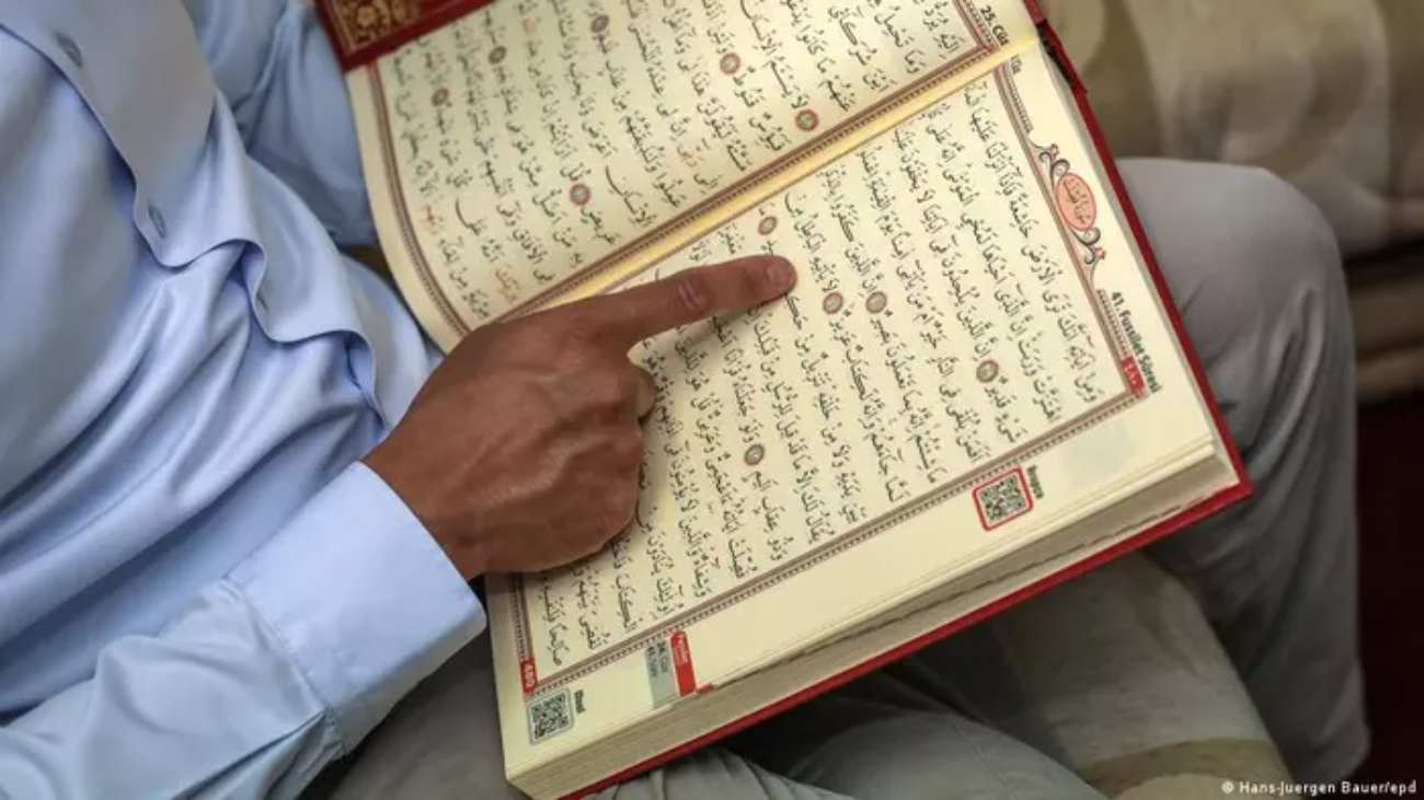 108674-deutschland_islamkolleg_koran_symbolbild_foto_epd.jpg